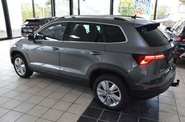 Bild 2 Skoda Karoq Selection AHK,ACC,Navi,Virtual,LED,5J.Gar.