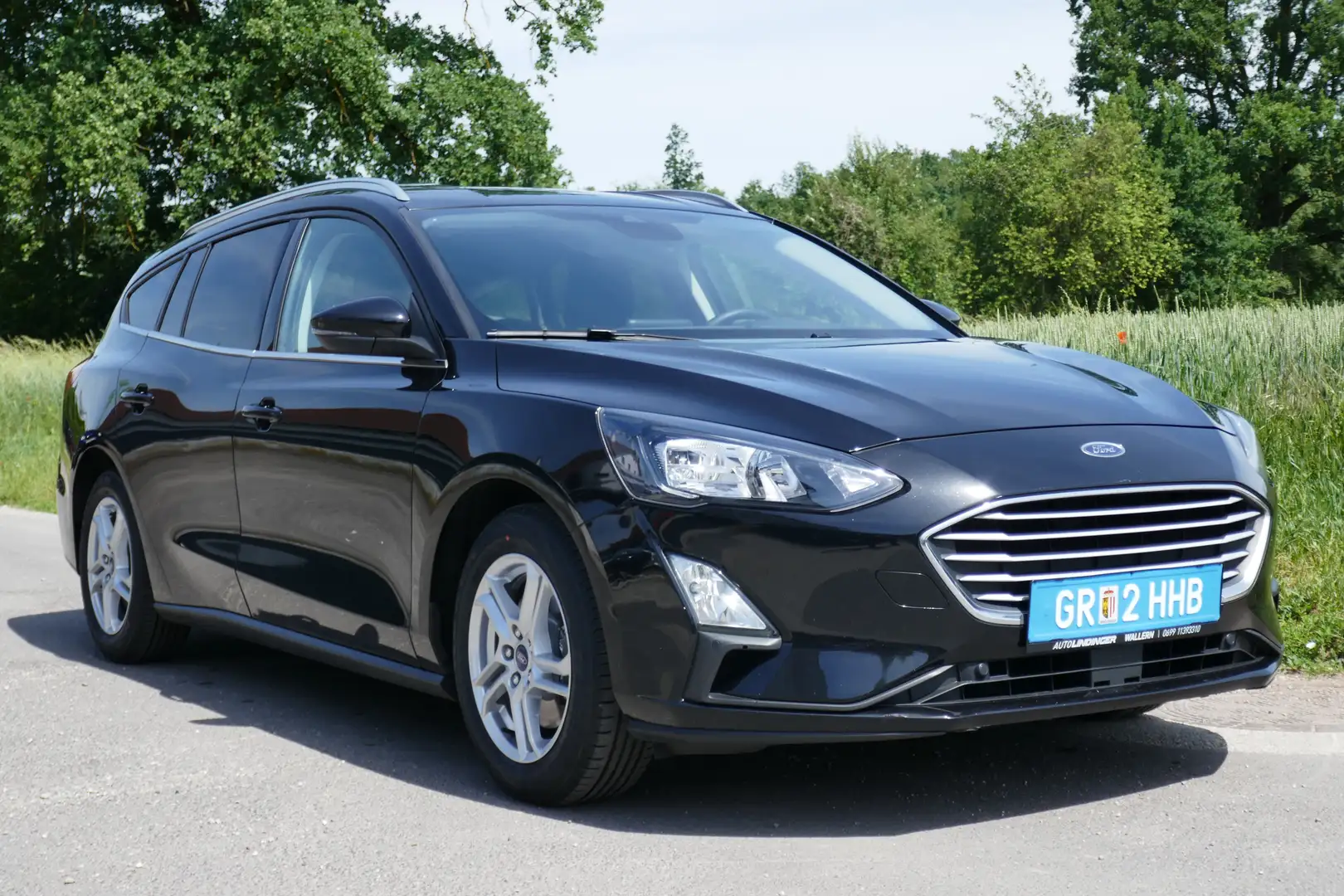 Ford Focus Titanium Schwarz - 2