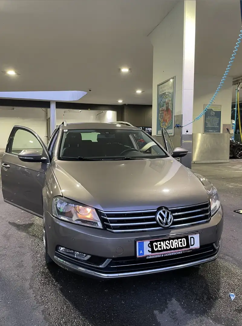 Volkswagen Passat HL BlueMotion Technology 2,0 TDI DPF Highline - 2
