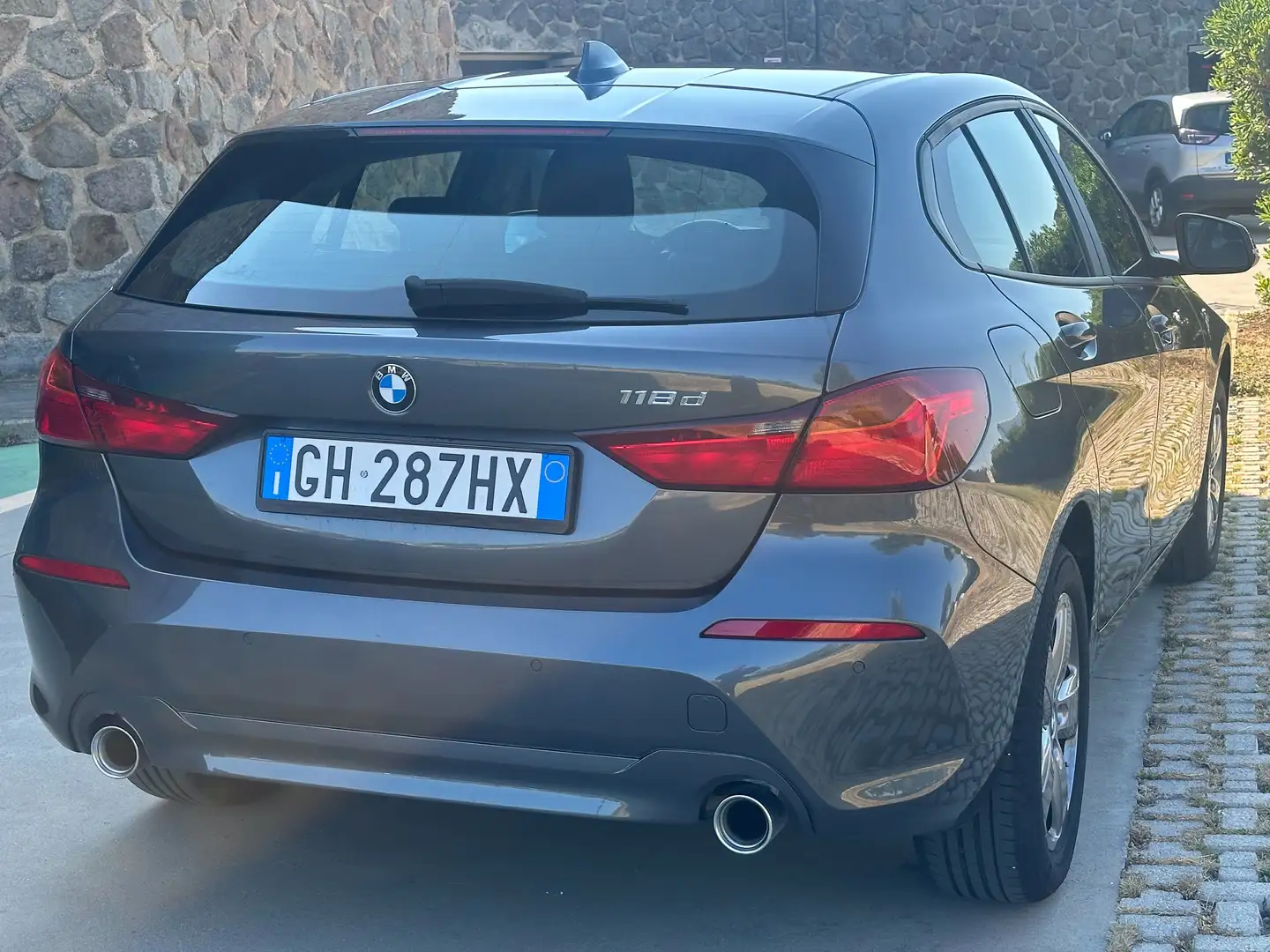 BMW 118 F40 118D ADVANTAGE AUTO+NAVI+PDC+UNIPRO+AZIENDALE Grigio - 2