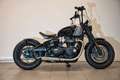 Triumph Bonneville Bobber Fekete - thumbnail 2