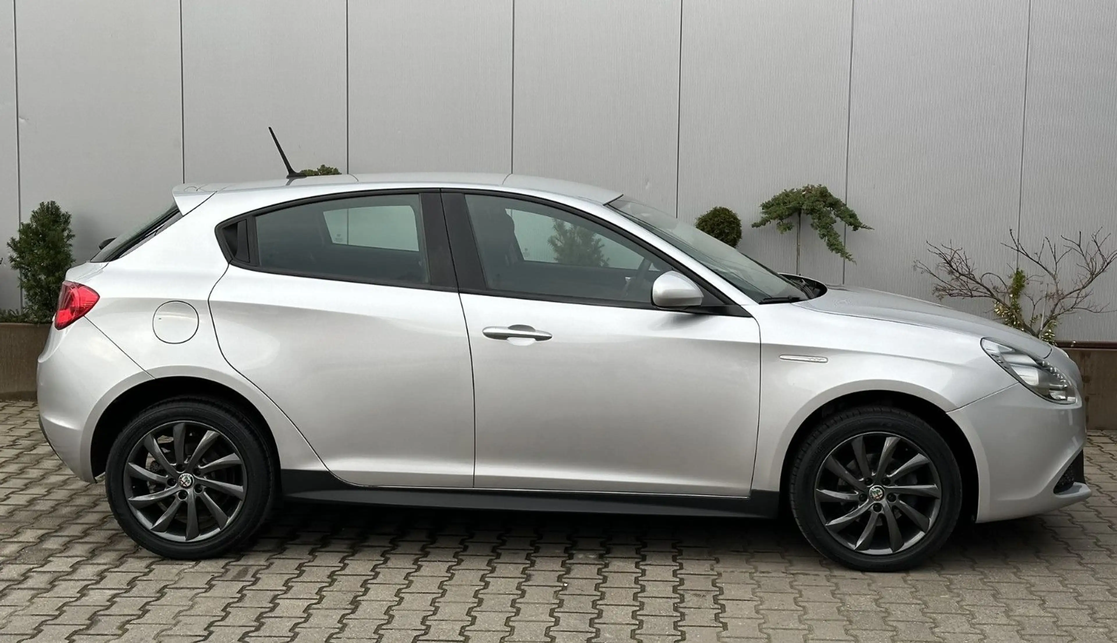 Alfa Romeo Giulietta 1.4 TB 16V Sprint*Navi*AFL*AC*BC*DAB+ — photo 3