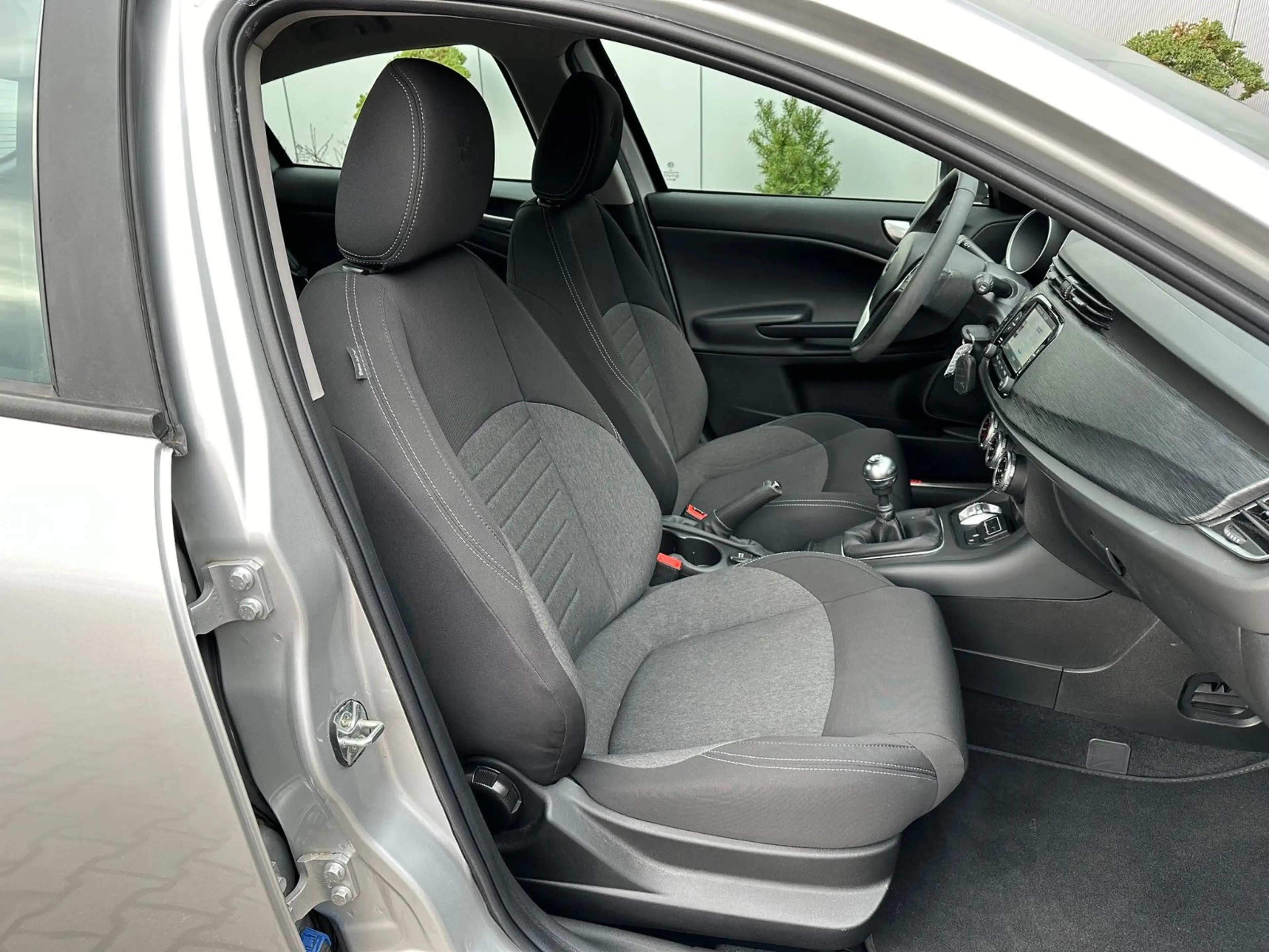 Alfa Romeo Giulietta 1.4 TB 16V Sprint*Navi*AFL*AC*BC*DAB+ — photo 8