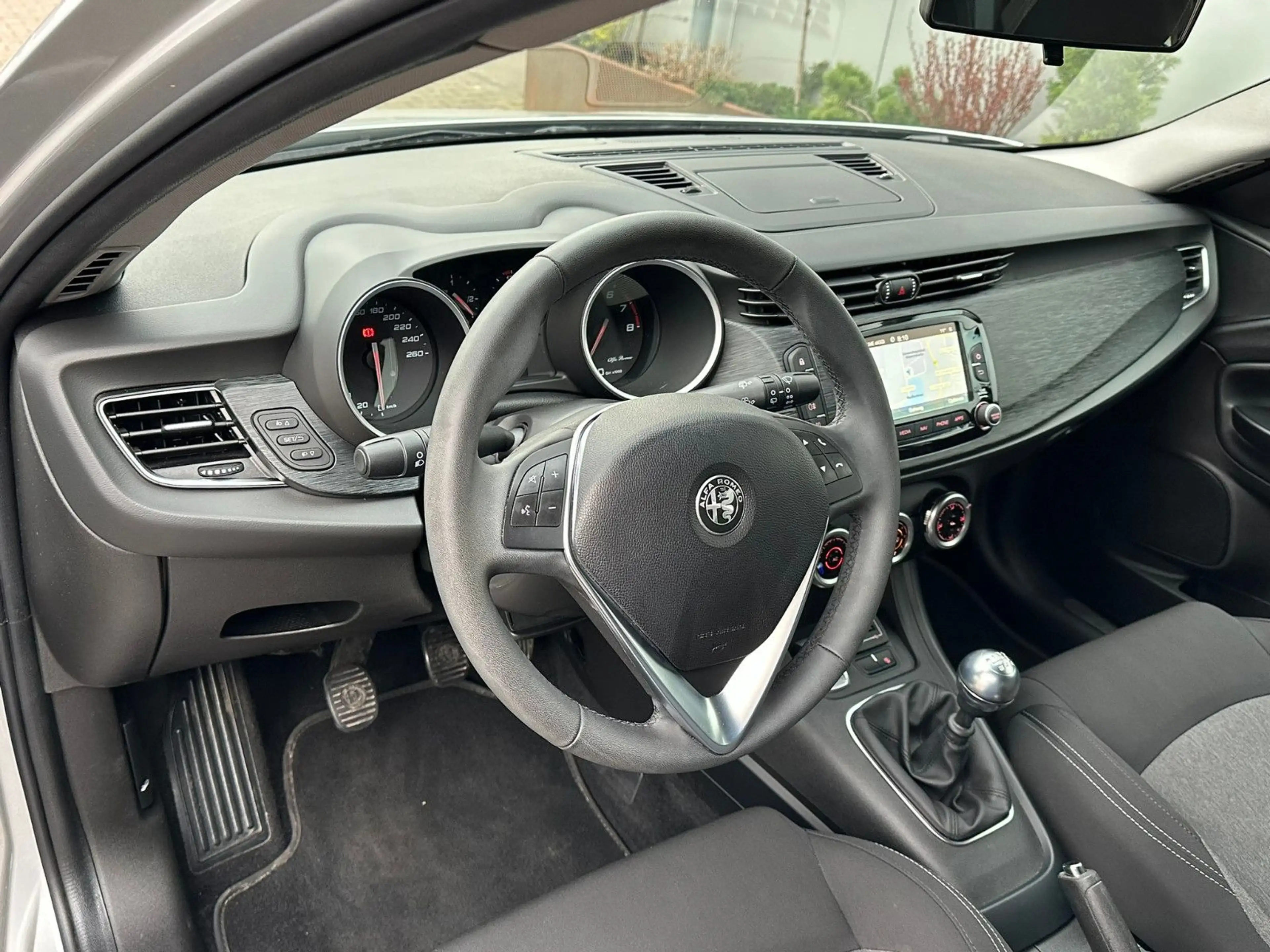 Alfa Romeo Giulietta 1.4 TB 16V Sprint*Navi*AFL*AC*BC*DAB+ — photo 9