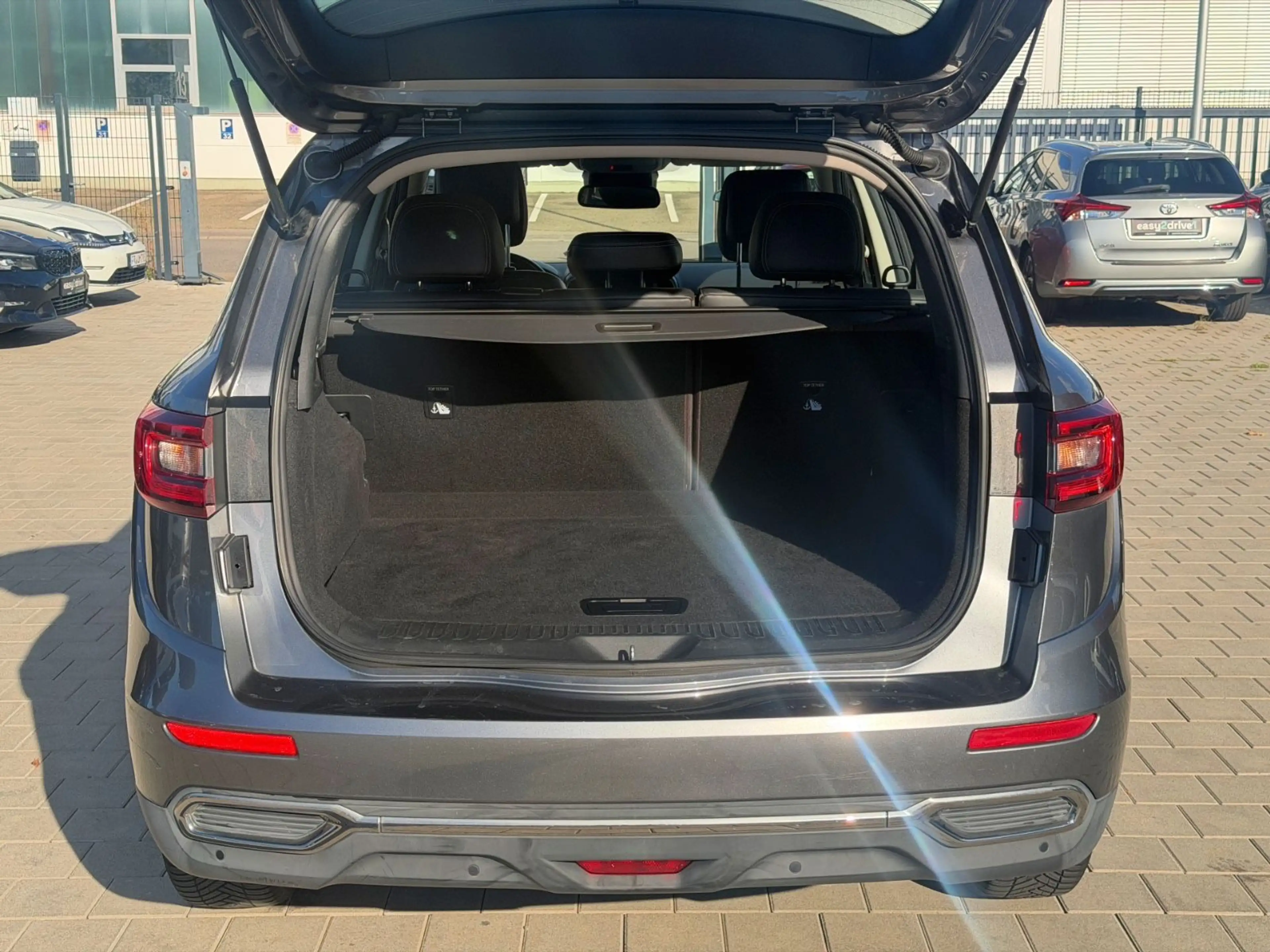 Renault Koleos Life 1.6/LENKRAD HZG/SHZ/NAVI/PDC/TÜV NEU — photo 7