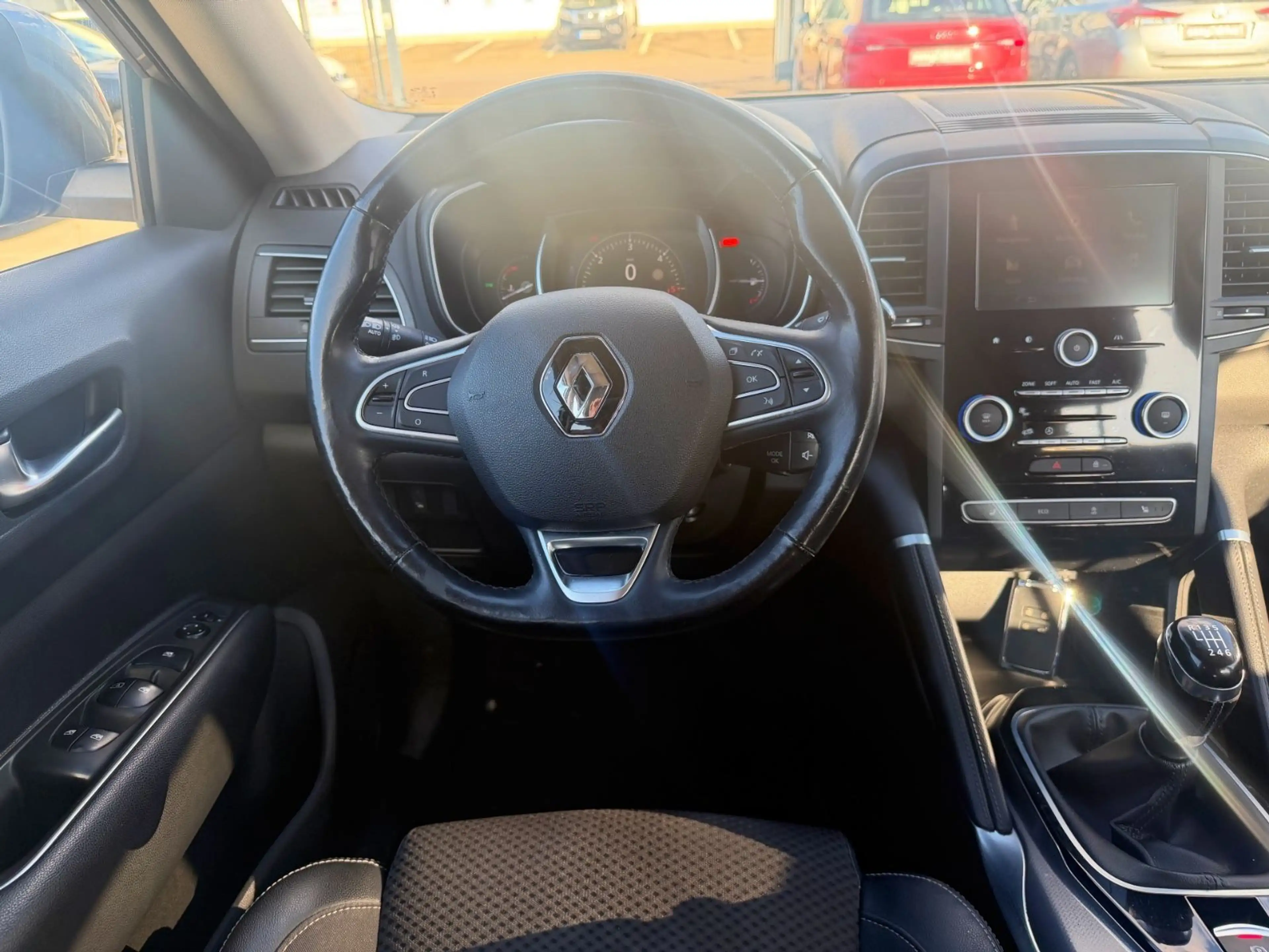 Renault Koleos Life 1.6/LENKRAD HZG/SHZ/NAVI/PDC/TÜV NEU — photo 12