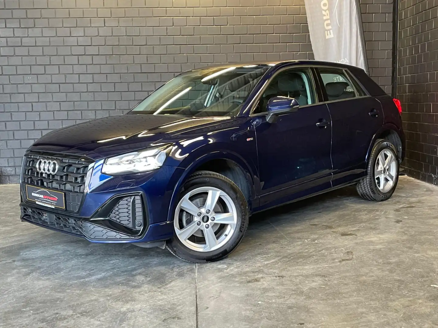 Audi Q2 35 S Line TFSI 150CV S-tronic Bleu - 1