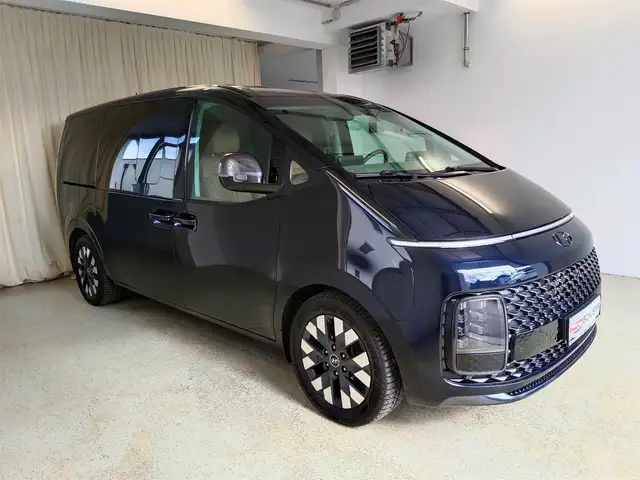 Hyundai Autres STARIA Bus Luxury Line 2.2 CRDi 4WD DCT