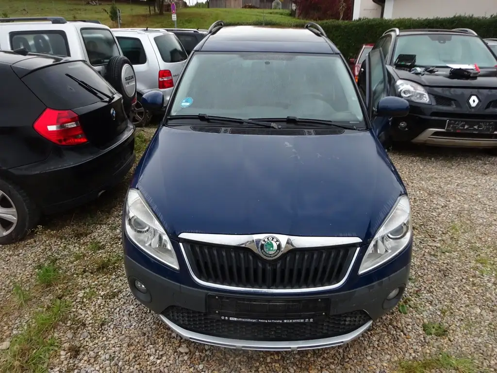 Skoda Roomster 2010 из Европы — купить под ключ