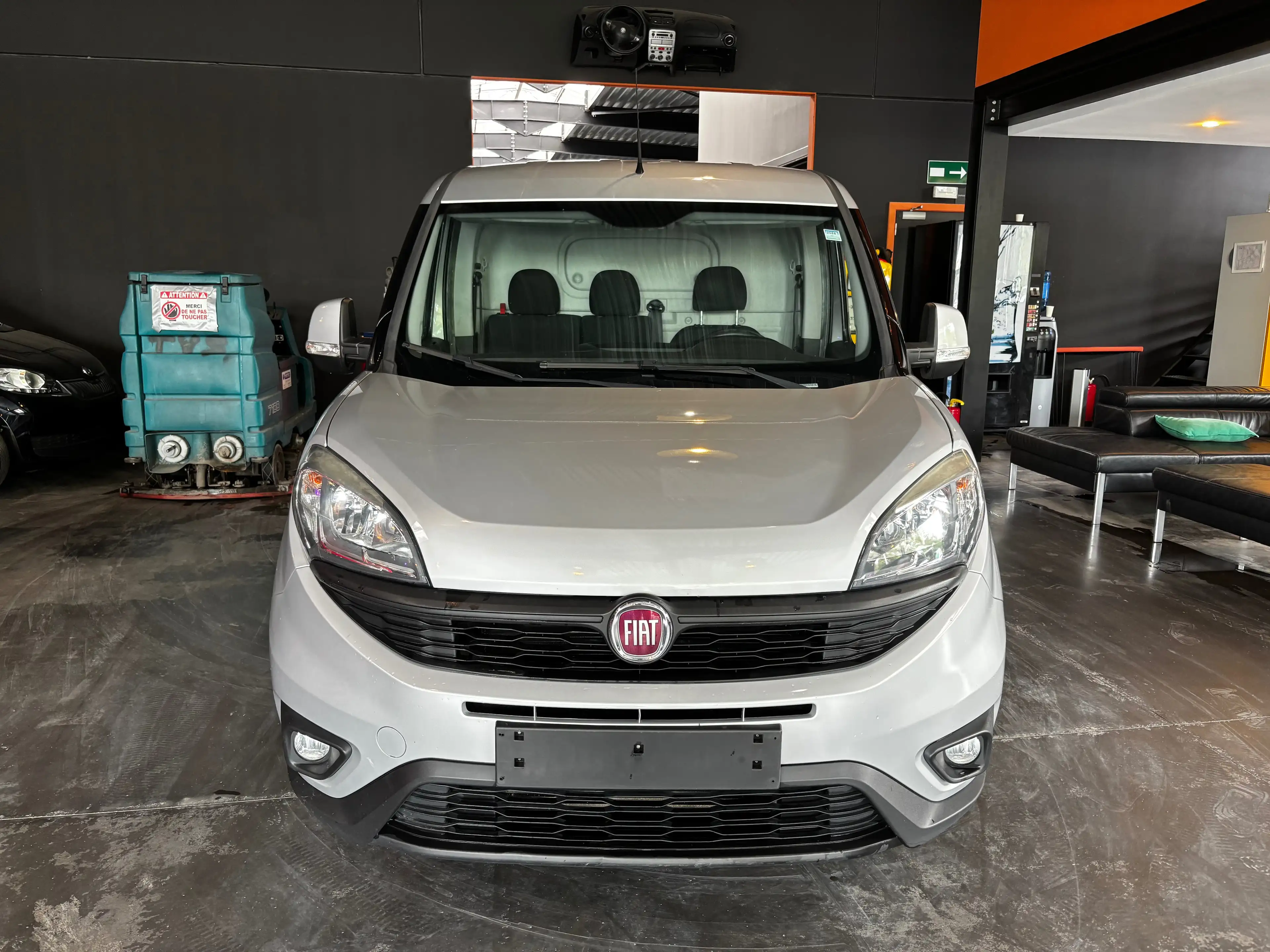 Fiat Doblo 1.3 Multijet Base (EU6)/12 mois de garantie — photo 2