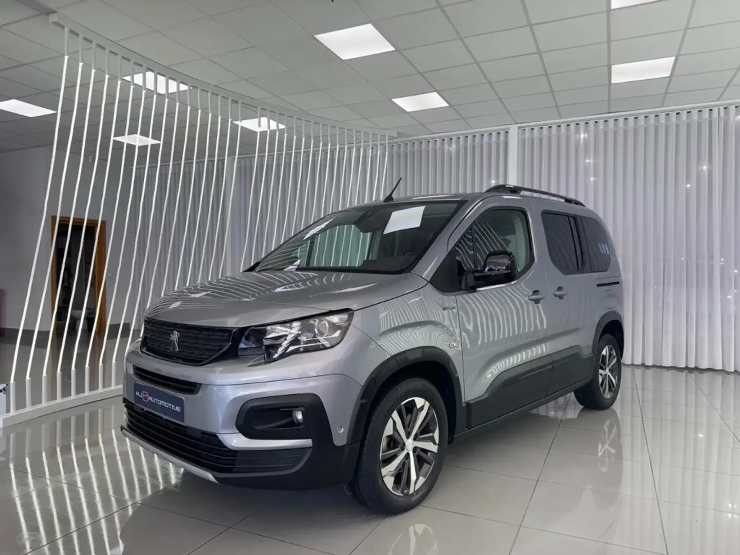 Peugeot Rifter 1.5BlueHDi S&S Standard GT Line EAT8 130 Gris - 1