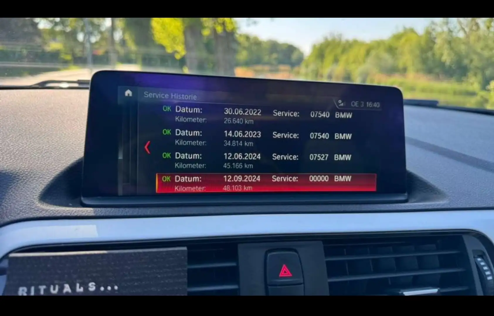 BMW 118 118i Aut. G20 - 2