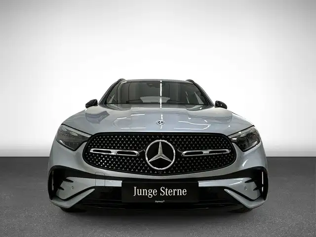 Mercedes-Benz GLC 220 d 4MATIC Totw LED Distr PTS Cam AHK SHZ Ansicht 4