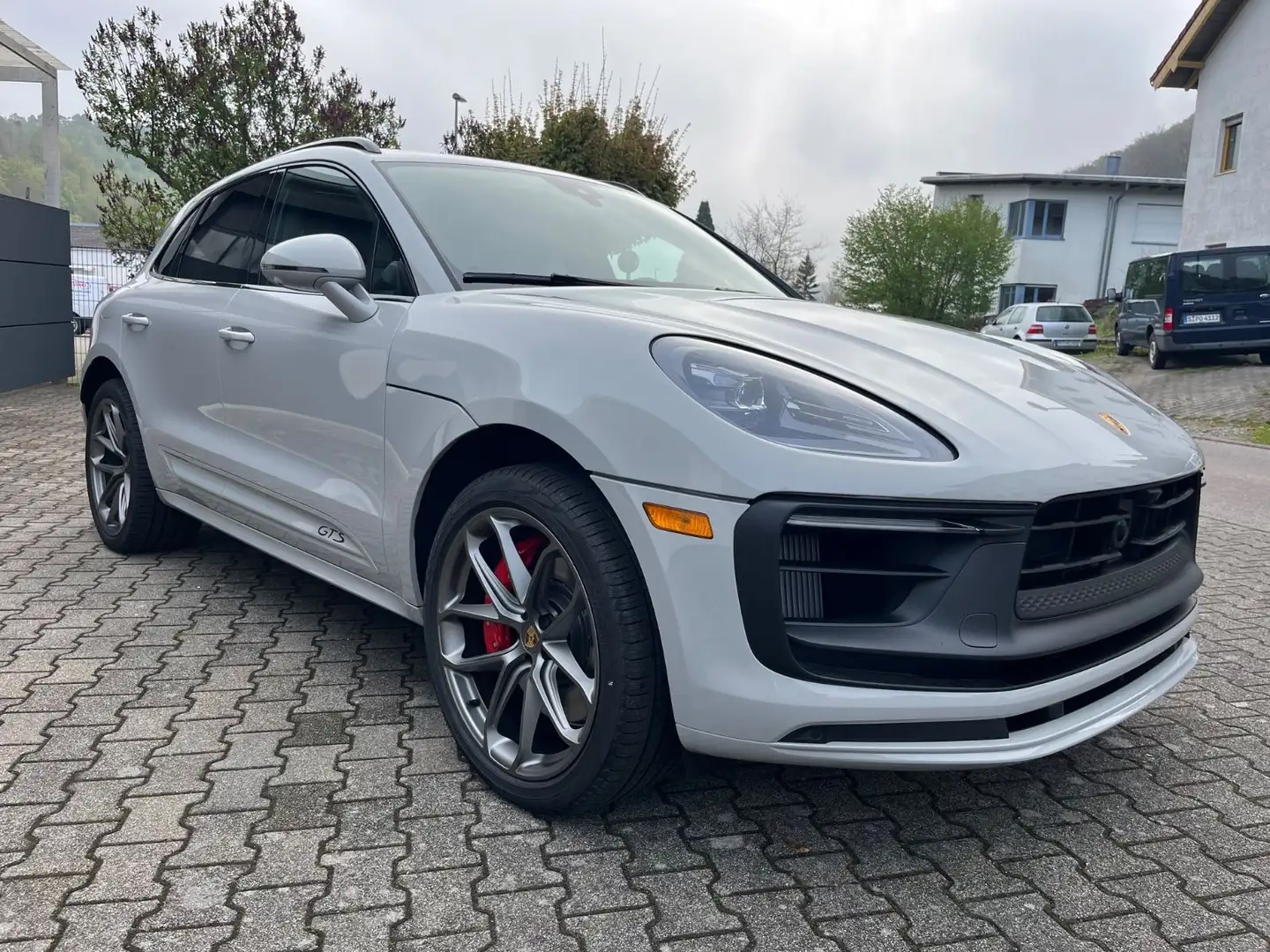 Porsche Macan 2.9 V6 GTS NEW CAR / MY 2023 / 84 T € Gri - 2