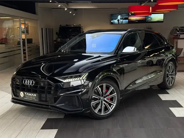 Audi SQ8 main image