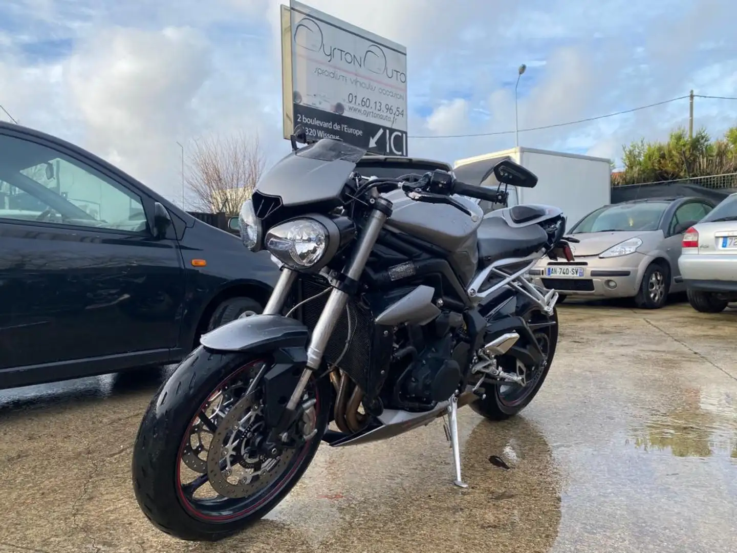 Triumph Street Triple RS Gris - 1