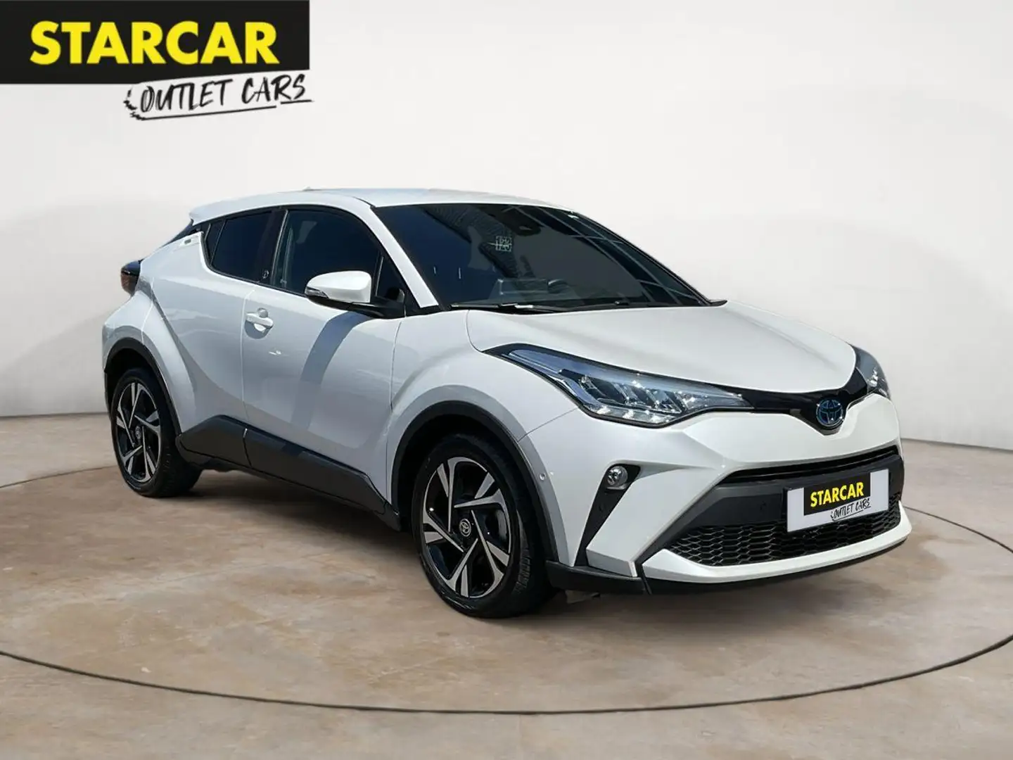 Toyota C-HR HYBRID TEAM DEUTSCHLAND 1.8 16V+NAVI+ACC+18" Weiß - 1