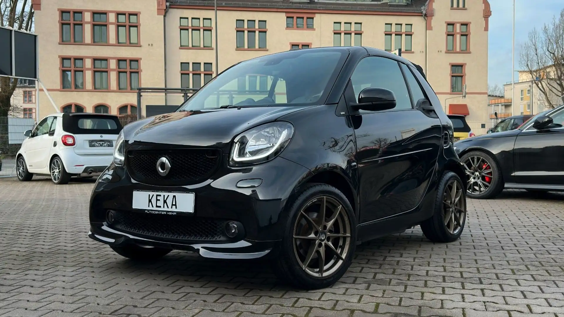 smart forTwo Cabrio TURBO DCT BRABUS! 16" SPARCO! R-CAM! NAVI Schwarz - 1