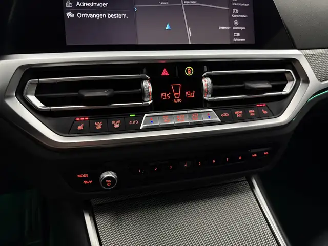 BMW 3 Series view 27