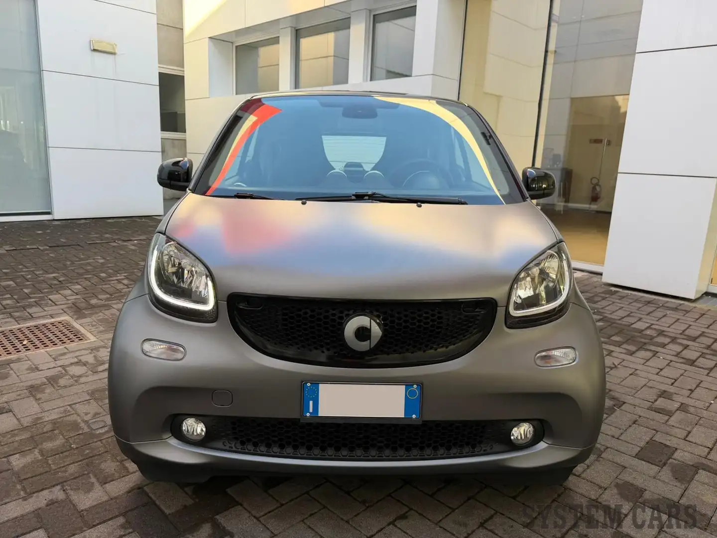 smart forTwo fortwo 70 1.0 Prime - Neopatentati Grau - 2
