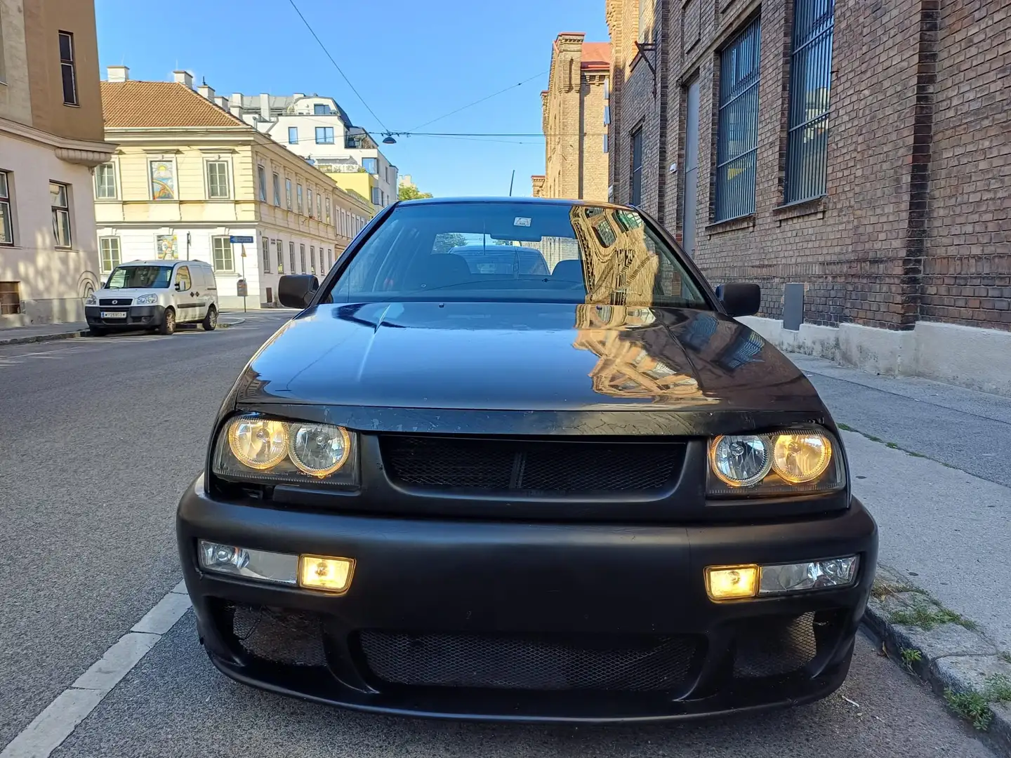 Volkswagen Vento Vento GT Czarny - 2