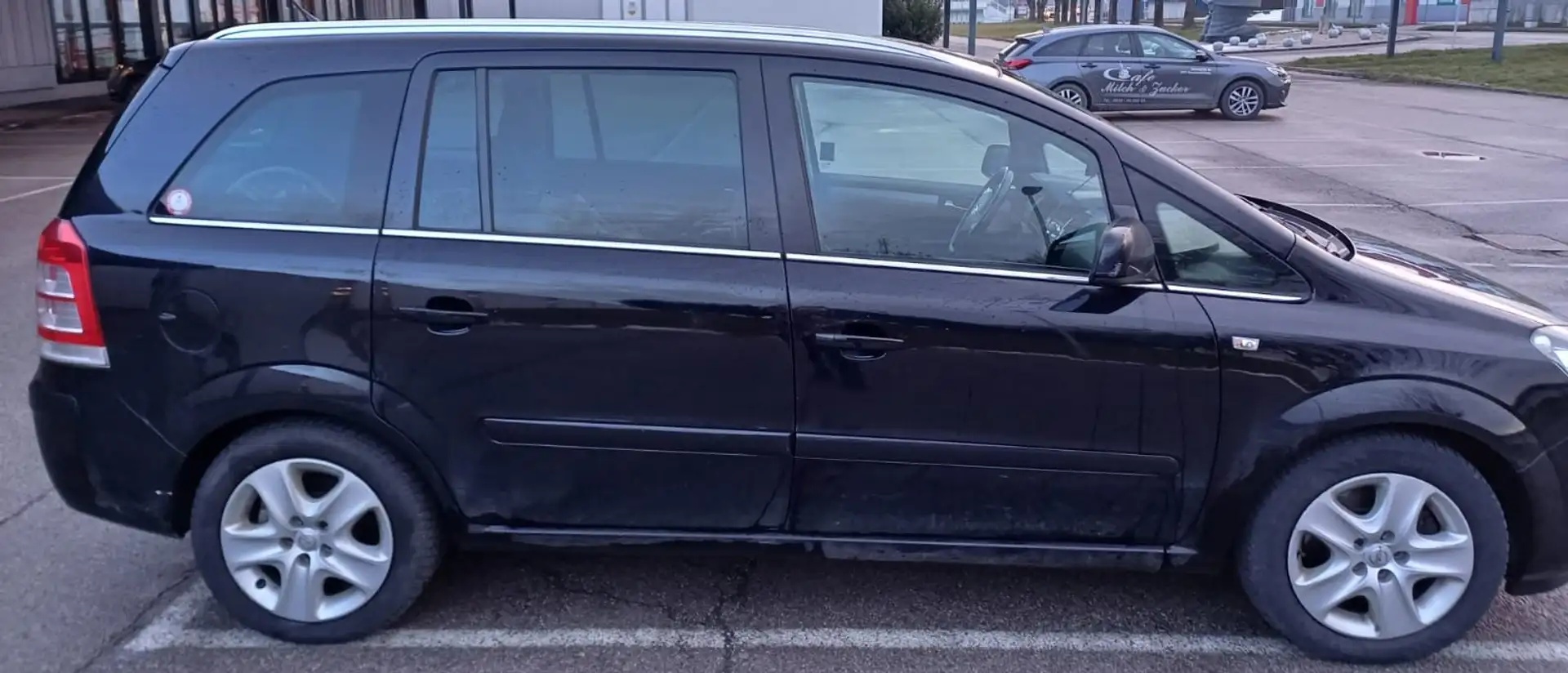 Opel Zafira Zafira 1,7 CDTI Ecoflex Edition Plus Schwarz - 2