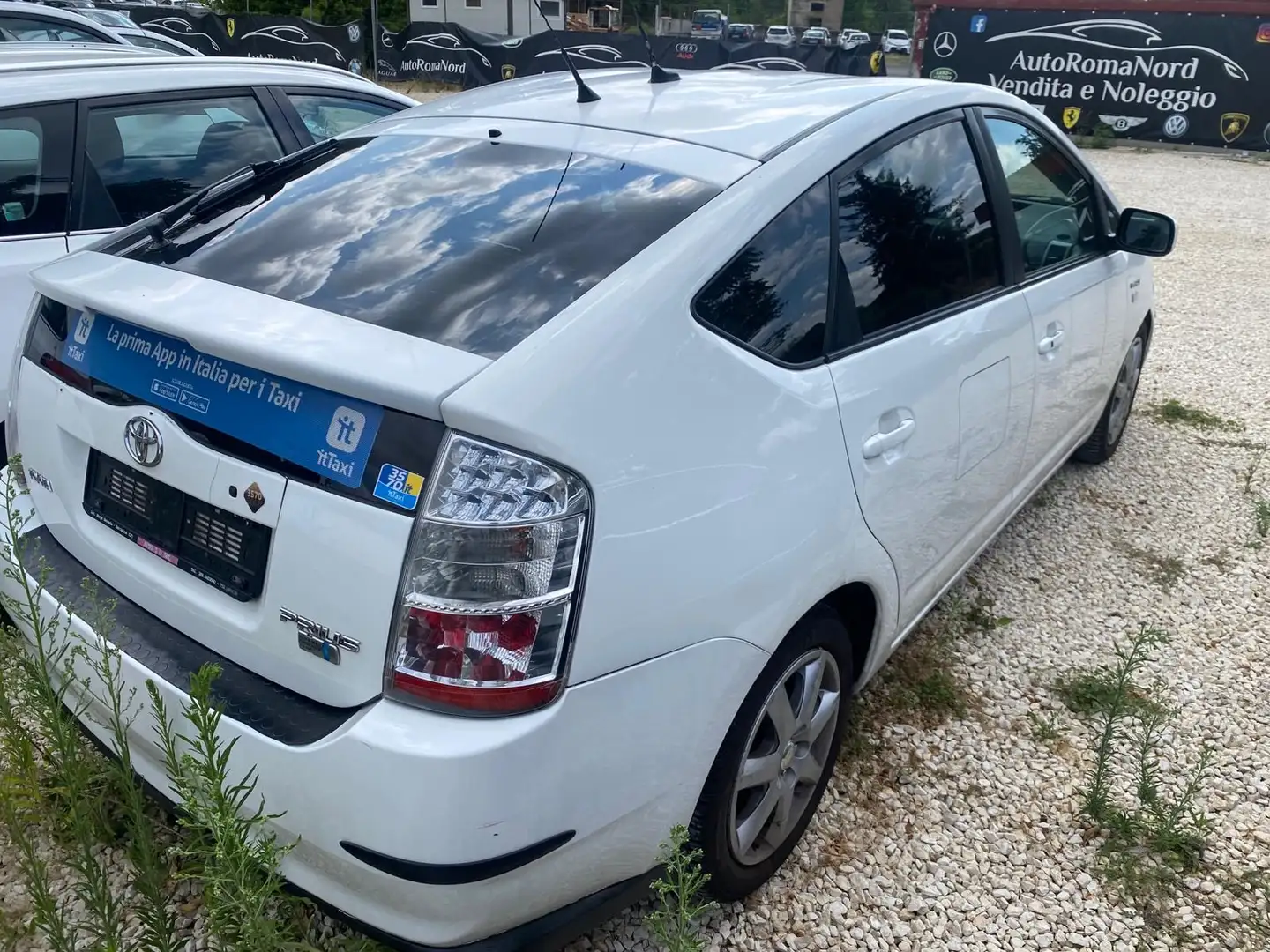 Toyota Prius 1.5 ibrida - 2