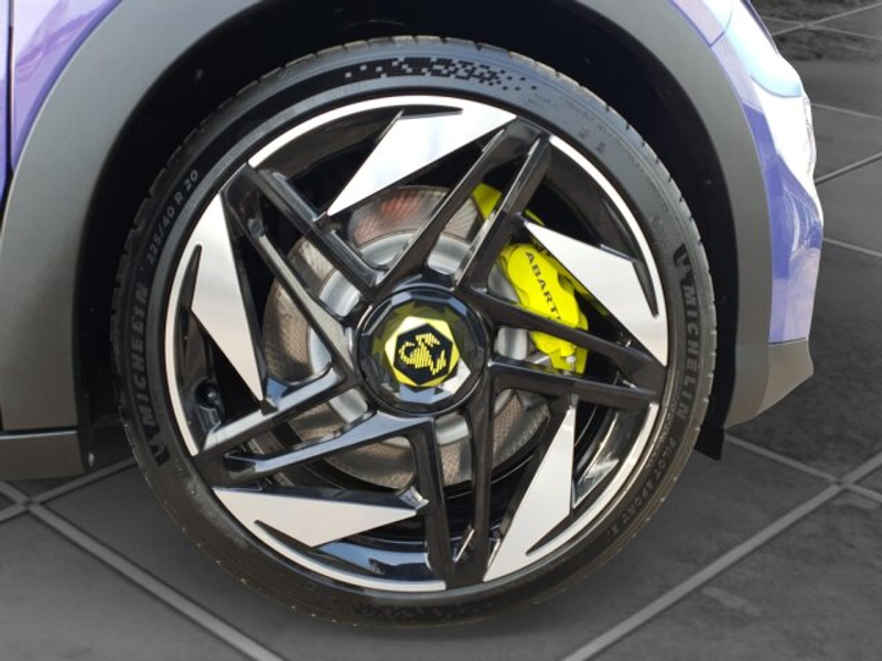 Abarth 600e 600e Turismo Sonderedition Hypnotic Purple — photo 6