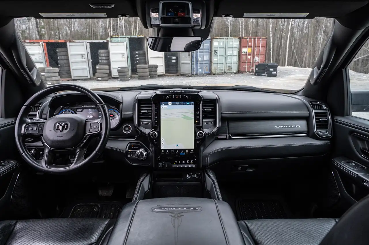 RAM 1500 снимка RAM 1500
