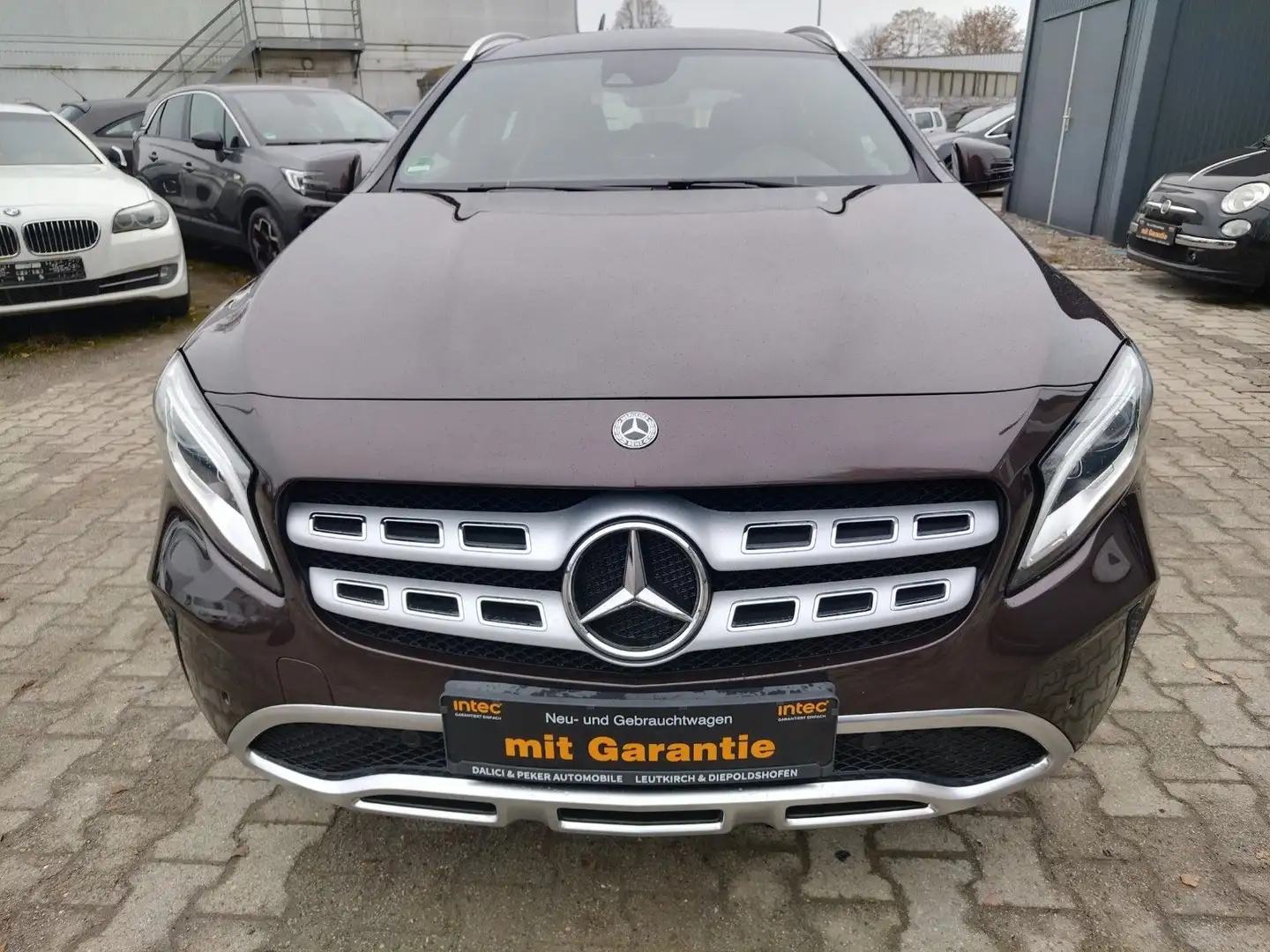 Mercedes-Benz GLA 200 +GARANTIE+79000km+LED+NAVI+SHZ+CAM+PDC Braun - 2
