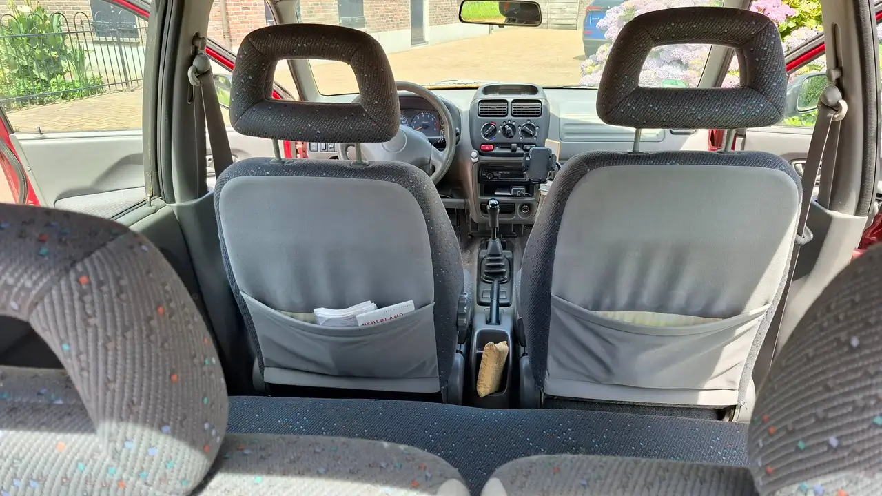 Suzuki Ignis 1.3-16V GL (APK t/m 14-9-2027), foto 5