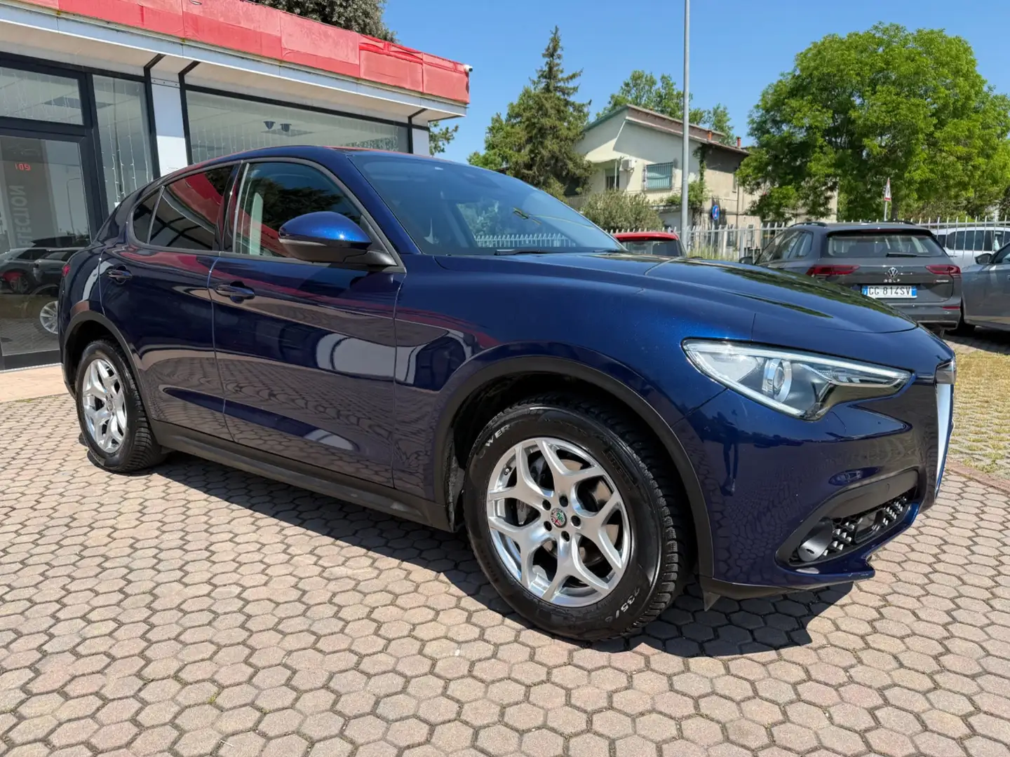 Alfa Romeo Stelvio 2.2 Turbodiesel 190 CV AT8 Q4 Business Blu/Azzurro - 2