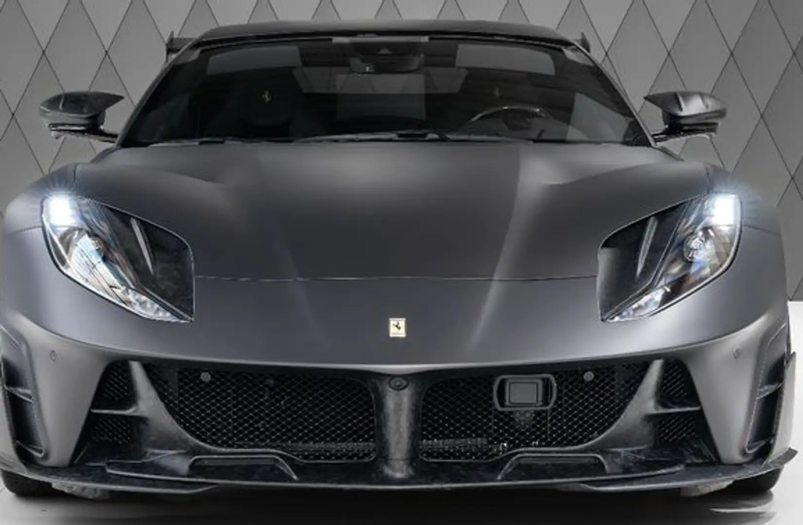 Ferrari 812 Superfast Gris - 1