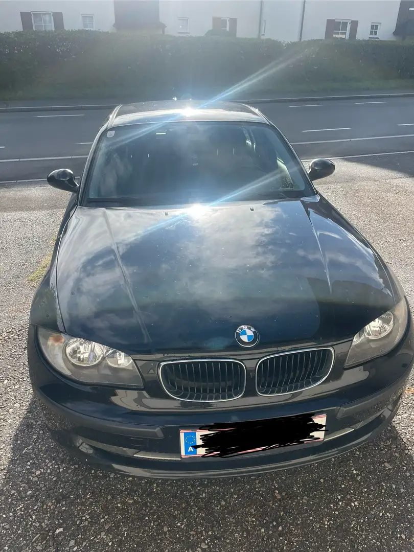 BMW 116 116d Advantage Schwarz - 1