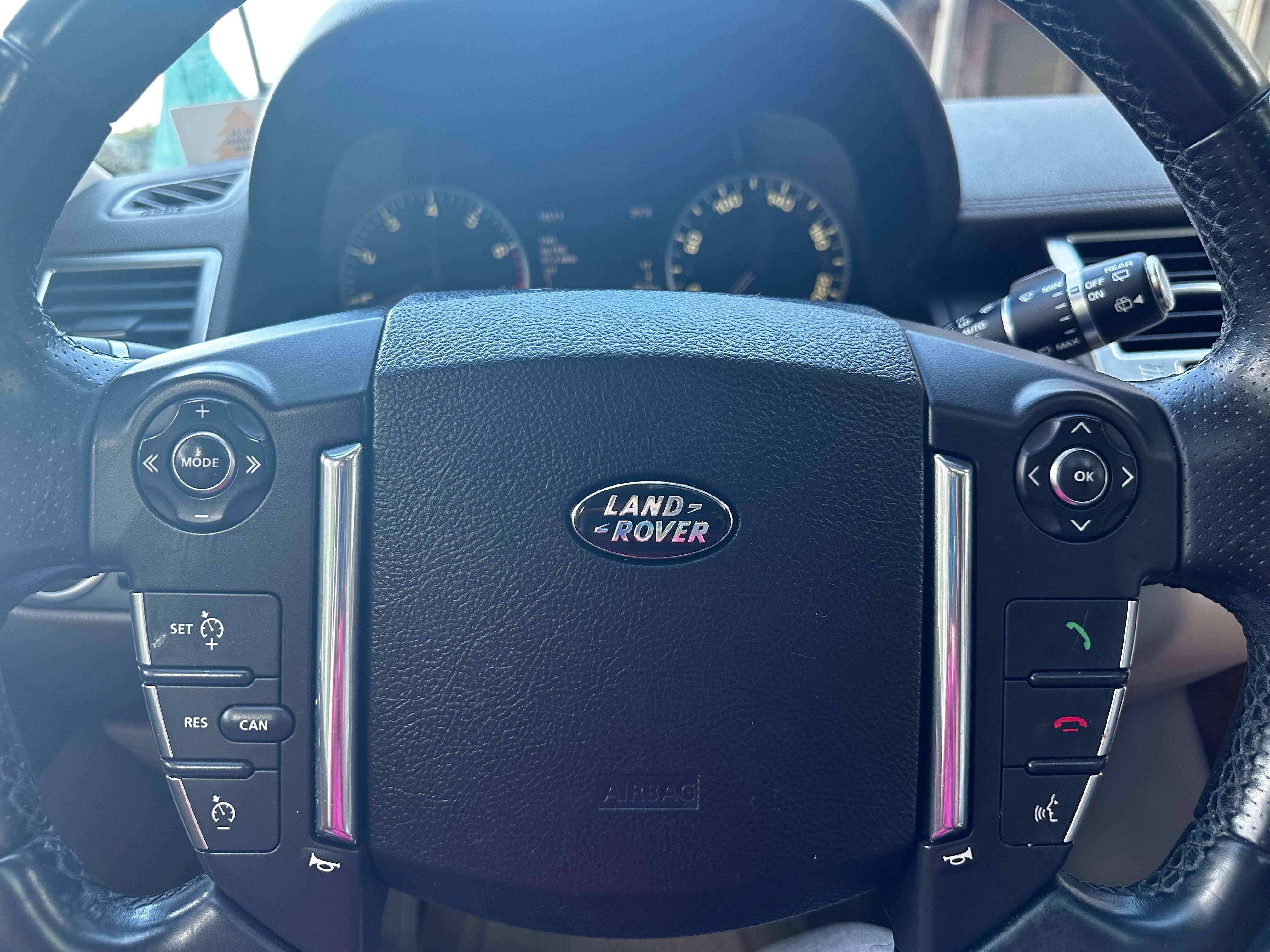 2013 Land Rover Range Rover Sport HSE LUX alt 3