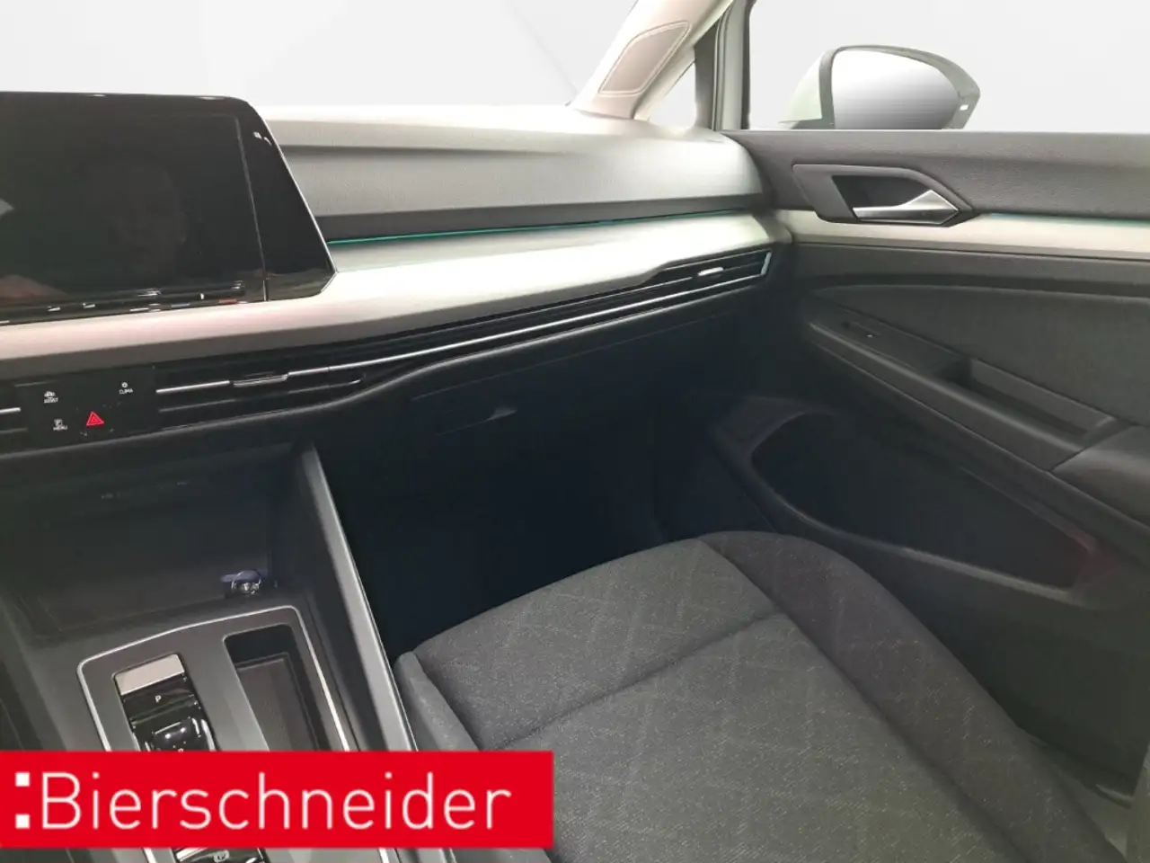 Volkswagen Golf 8 2.0 TDI DSG Life DIGITAL COCKPIT PRO LED NAVI 16 17