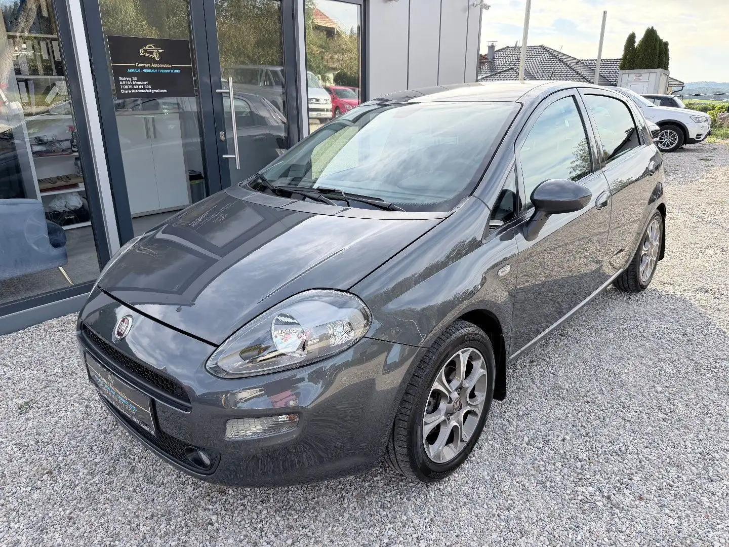 Fiat Punto 1.2 8V Nuova Collezione Silber - 1
