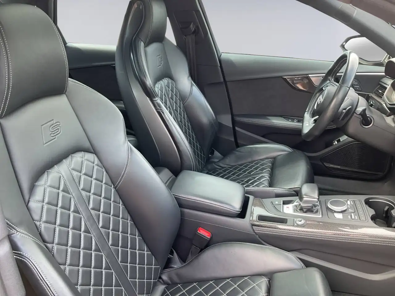 Audi S4 fotografie Audi S4
