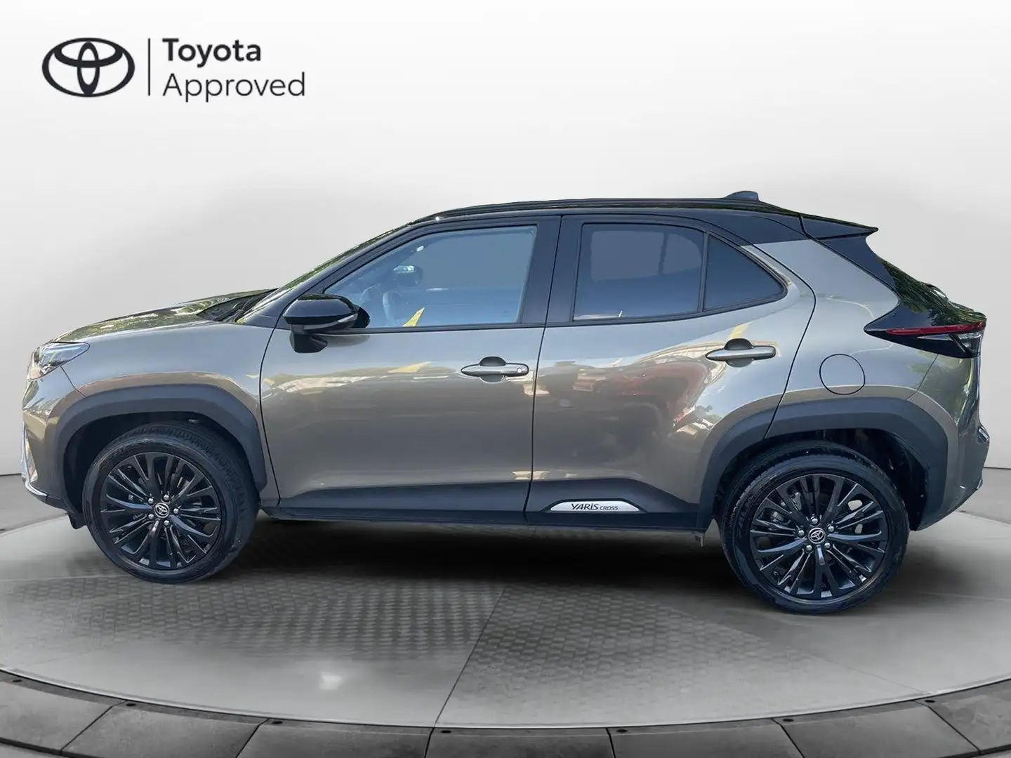 Toyota Yaris Cross 1.5 Hybrid 5p. E-CVT VENDUTA Grigio - 2