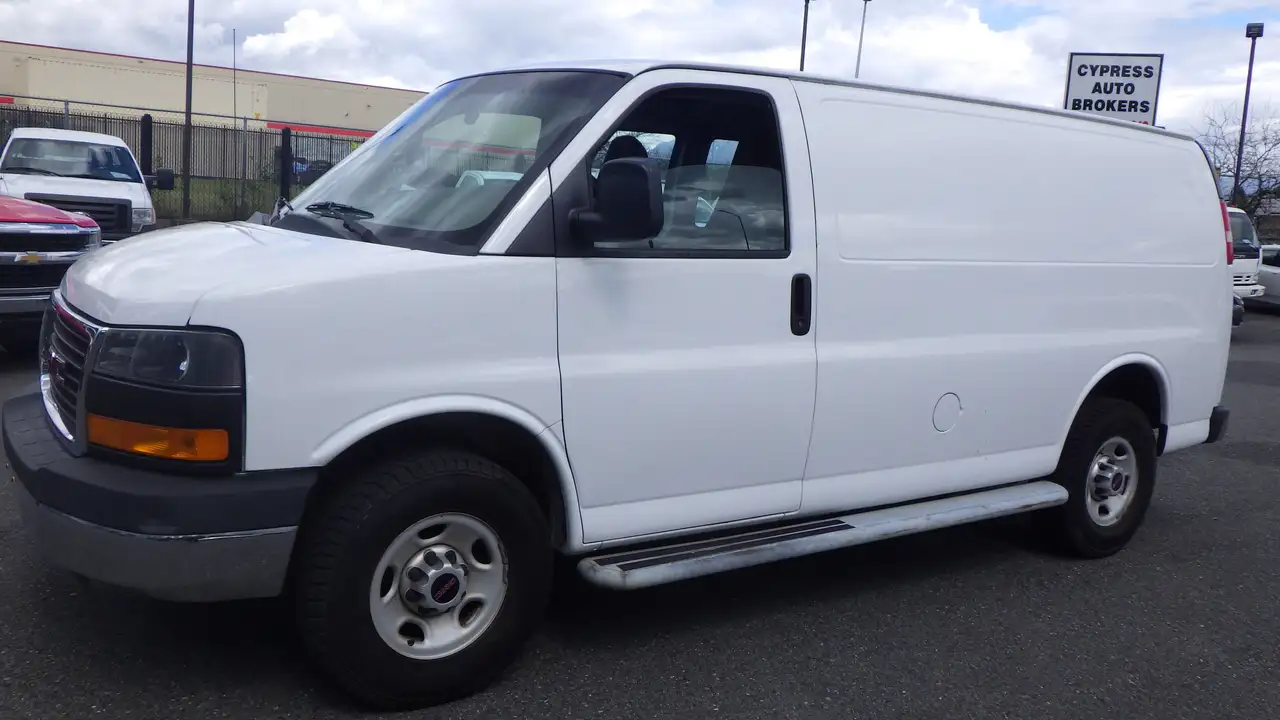 2015 GMC Savana