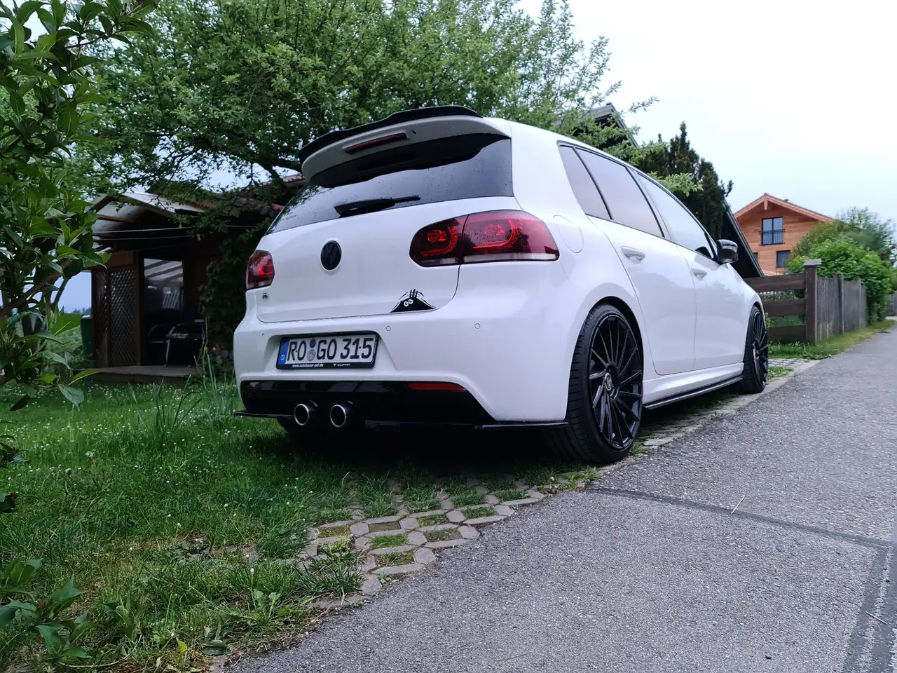 Volkswagen Golf R