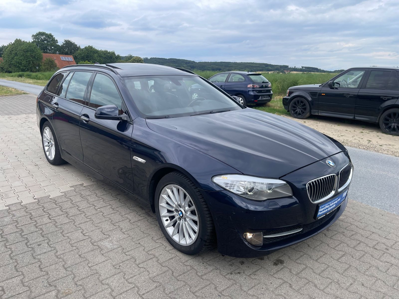 BMW 525 5 Touring 525 d-Automatik — photo 2