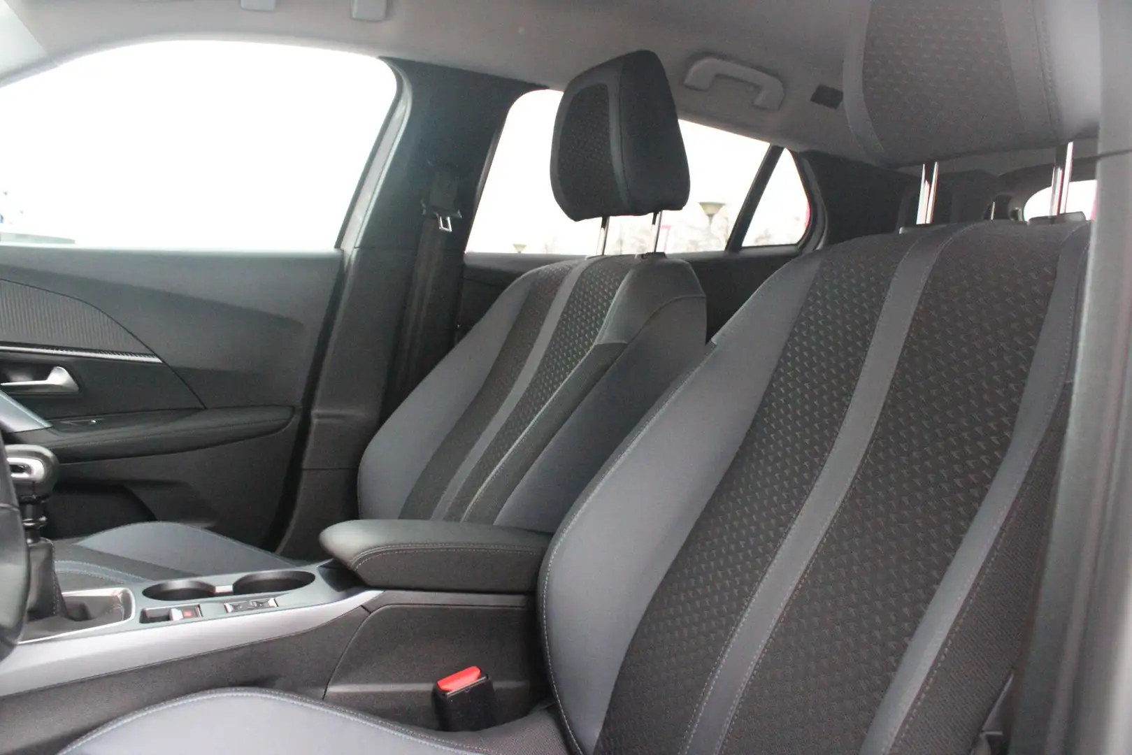 Peugeot 2008 1.2 100PK ALLURE PACK | TREKHAAK | NAVIGATIE | LED Weiß - 2