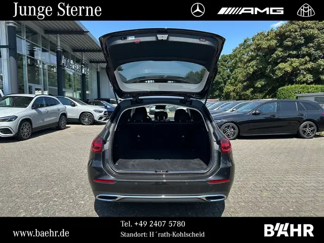 Mercedes-Benz C view 15