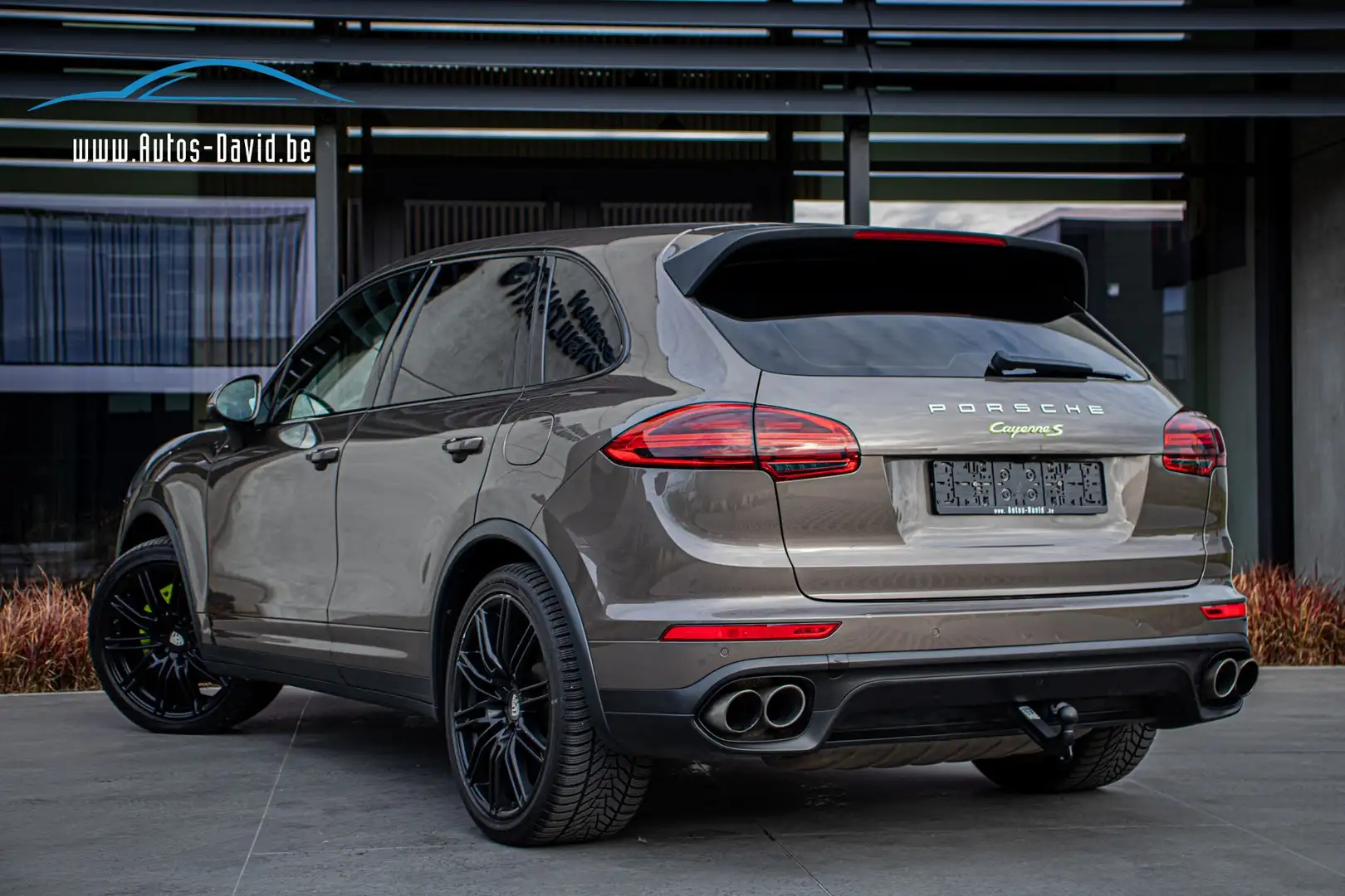 Porsche Cayenne S Hybrid Tiptronic S 3.0i V6 Plug-in 4X4 Brun - 2