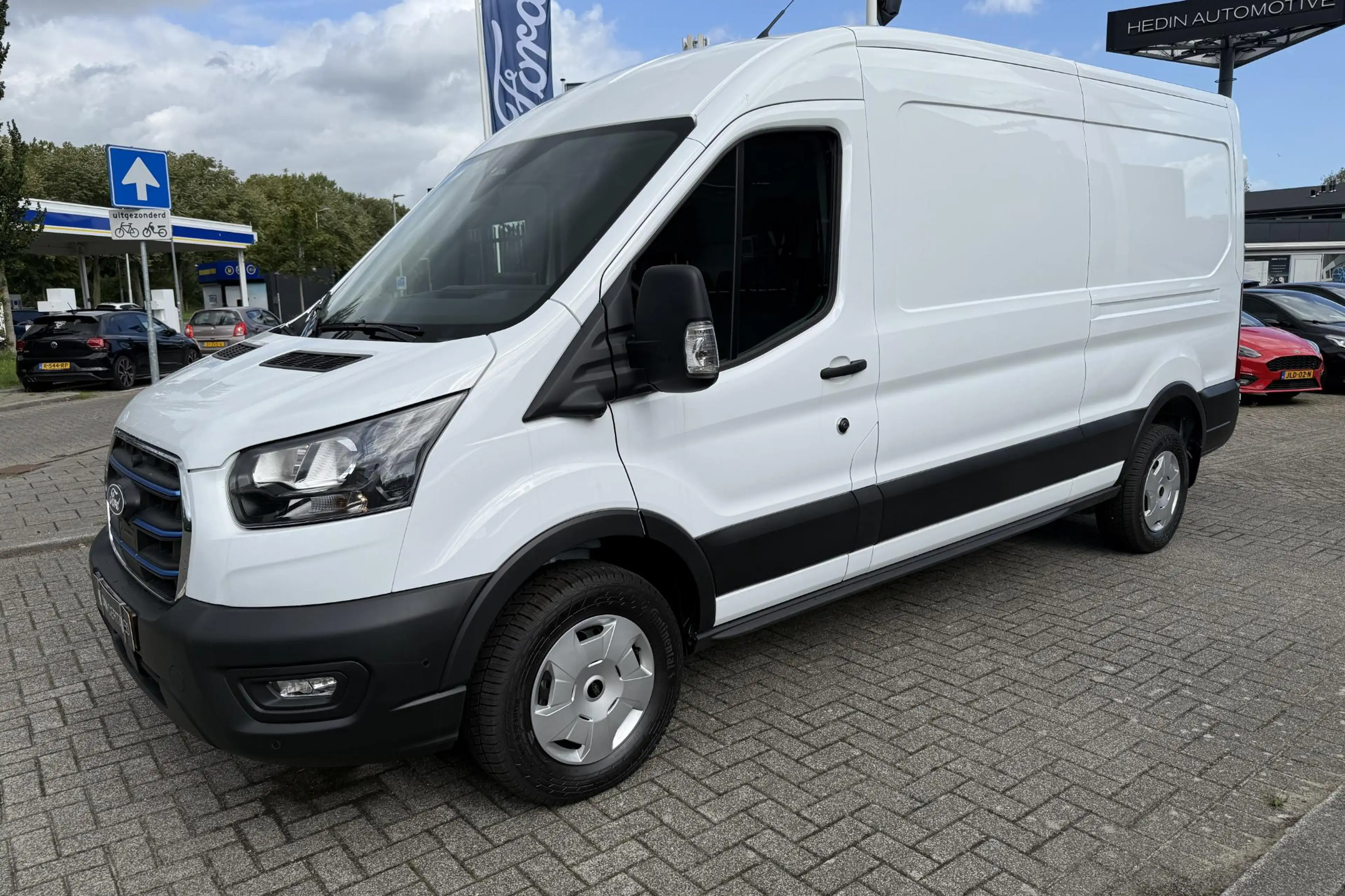 Ford E-Transit 350 L3H2 Trend 68 kWh | Pro Power | BLIS| 360° Cam — photo 3