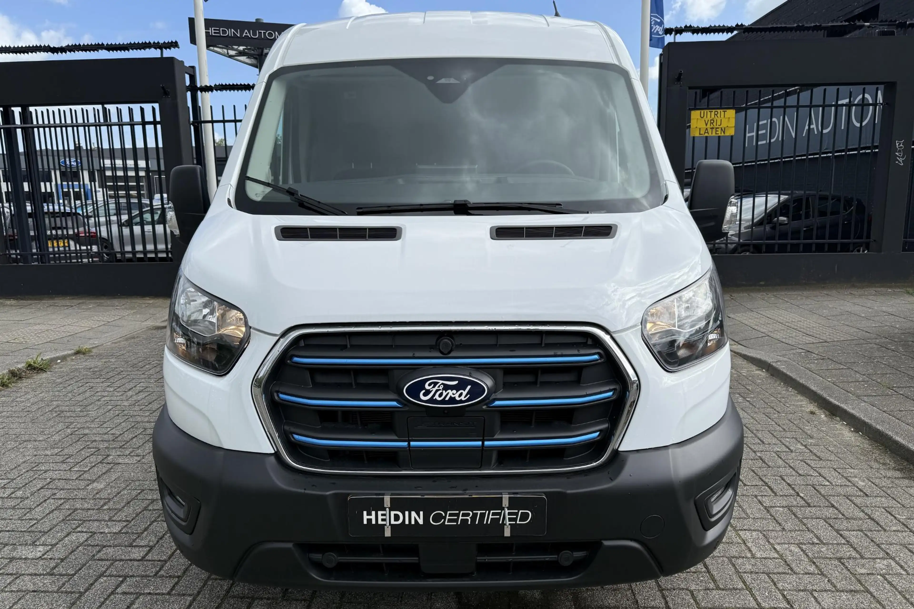 Ford E-Transit 350 L3H2 Trend 68 kWh | Pro Power | BLIS| 360° Cam — photo 2