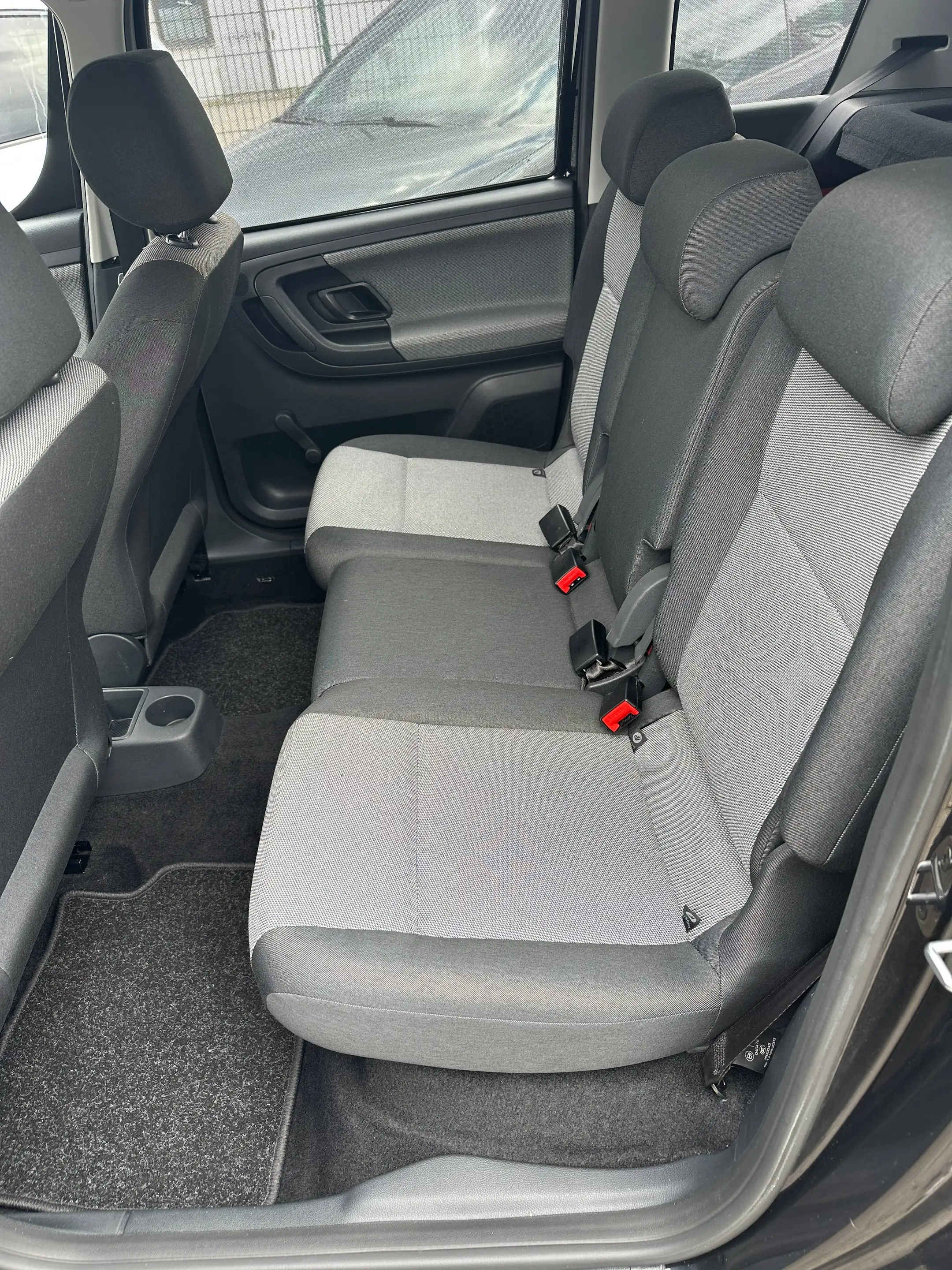 Skoda Roomster Plus Edition WENIG KM TÜV NEU — photo 7