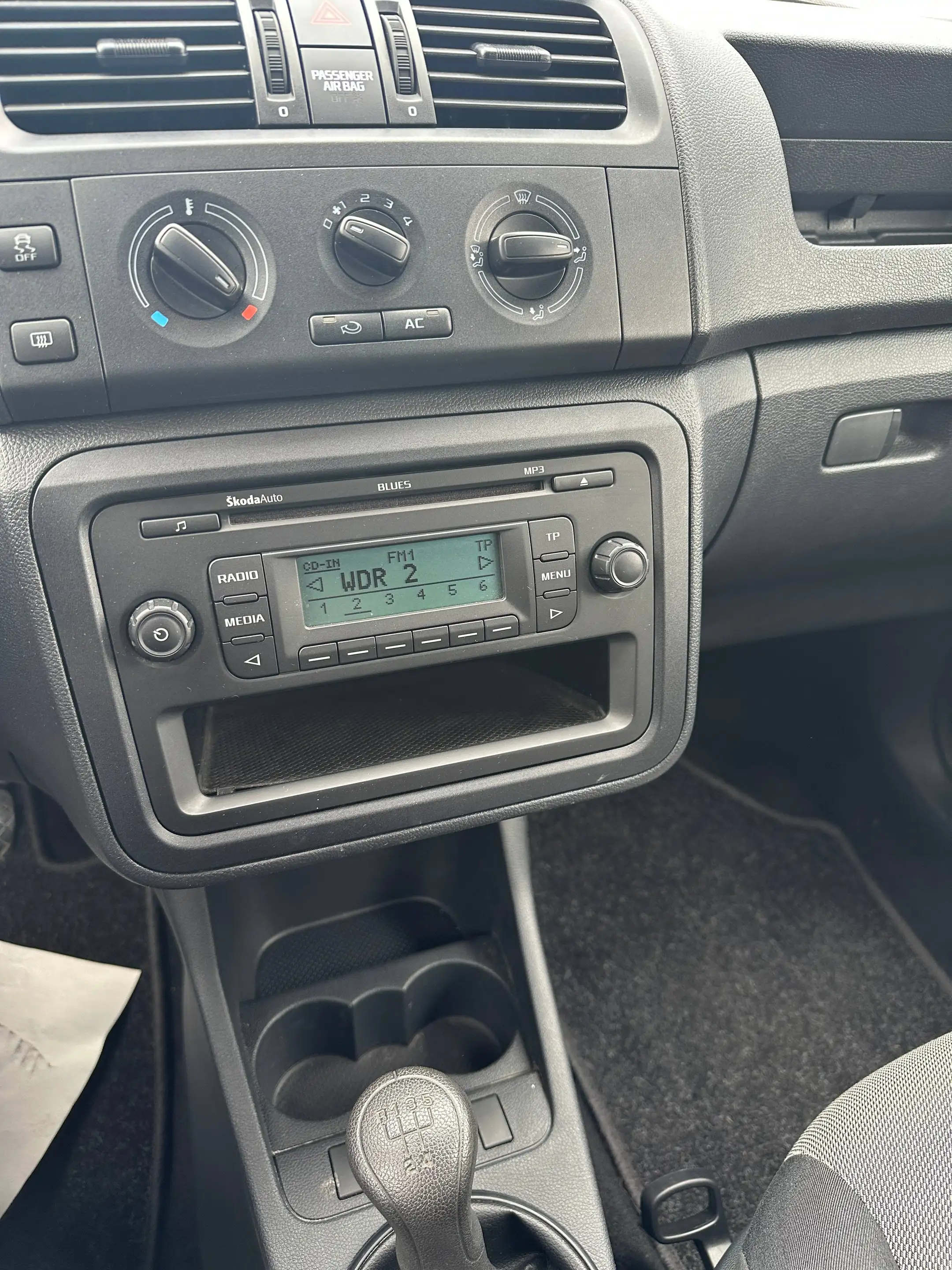 Skoda Roomster Plus Edition WENIG KM TÜV NEU — photo 9