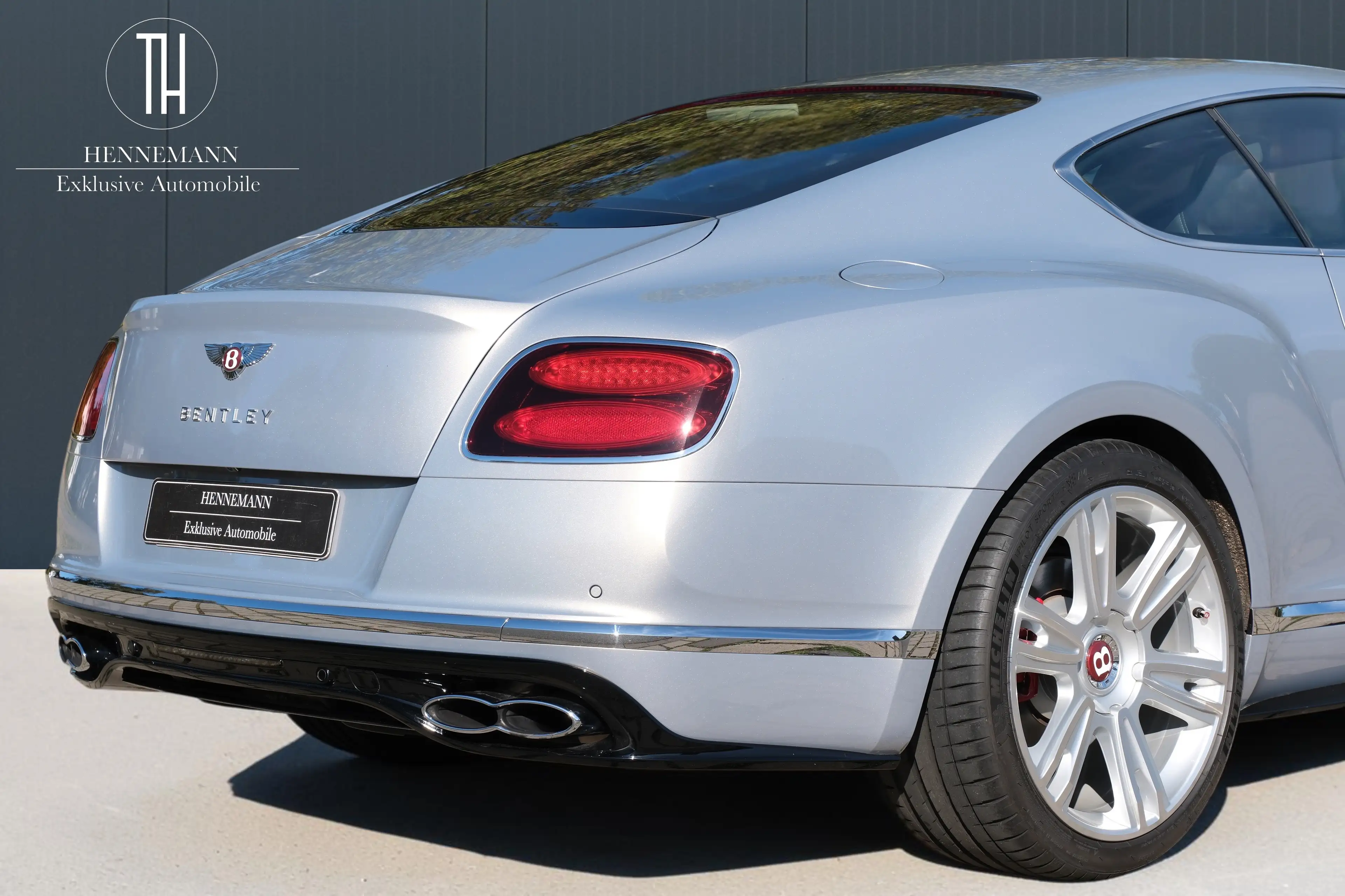 Bentley Continental GT Continental GT V8 S*Massage*CarPlay*BiColor*CAM* — photo 9